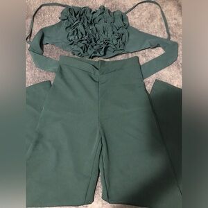 Beautiful brand new set.